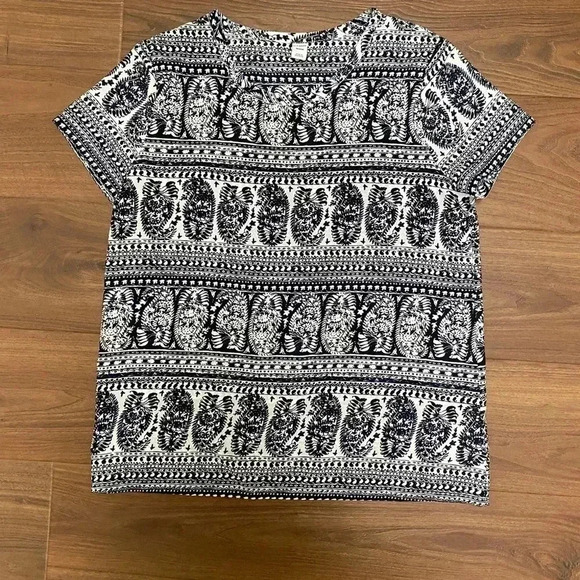 Women’s old navy size medium navy print crew neck top - Picture 1 of 5